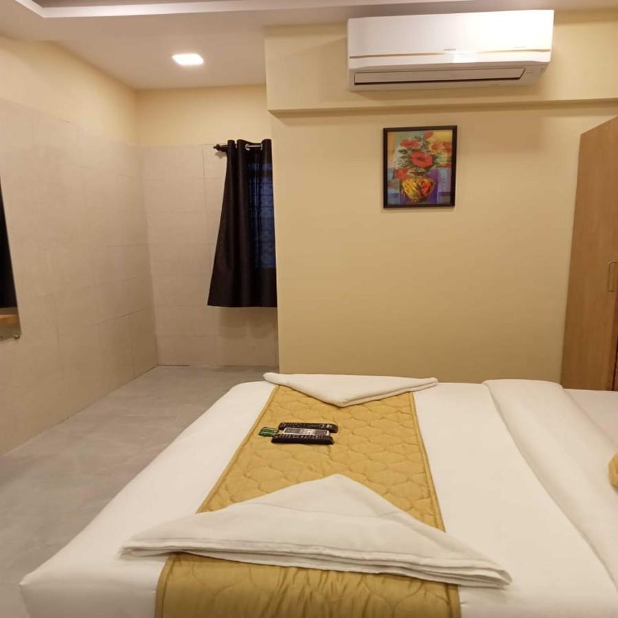 Hotel New Sarah Inn, Andheri West มุมไบ ภายนอก รูปภาพ
